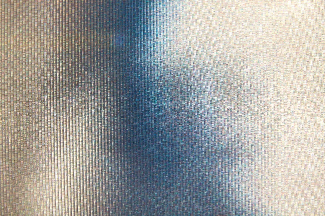 Beyond is gemaakt met een specialistische druktechniek.