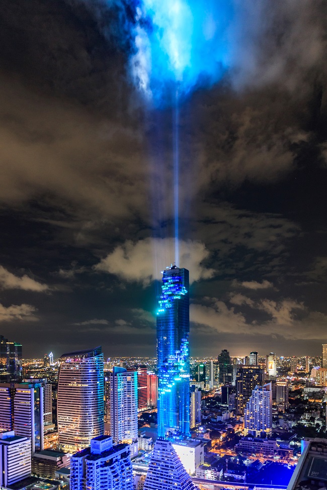 MahaNakhon lightshow
