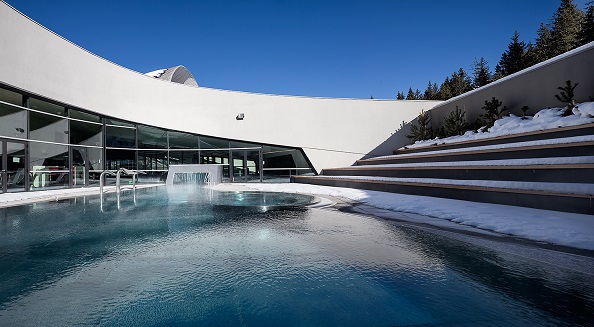 Het buitenzwembad van Aquamotion.