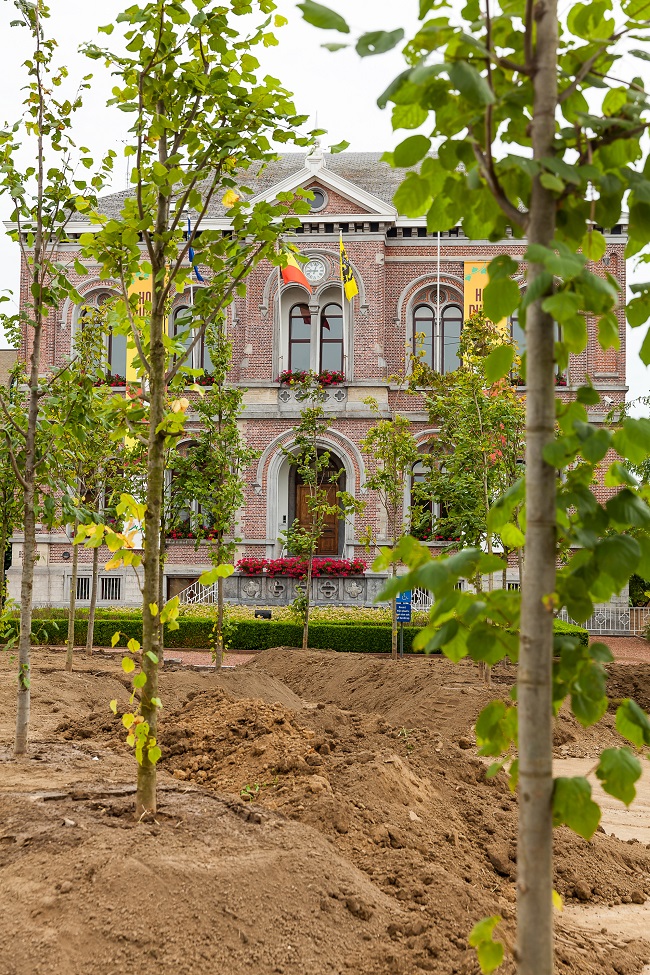 Het pop-up park in Asse in aanbouw.