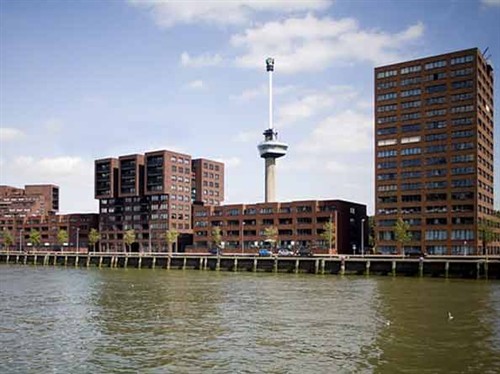 Onthulling slavernijmonument Rotterdam
